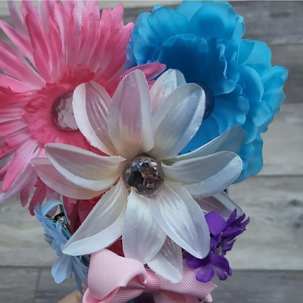 Large Hair Clip Bouquet 6 clips castle themed